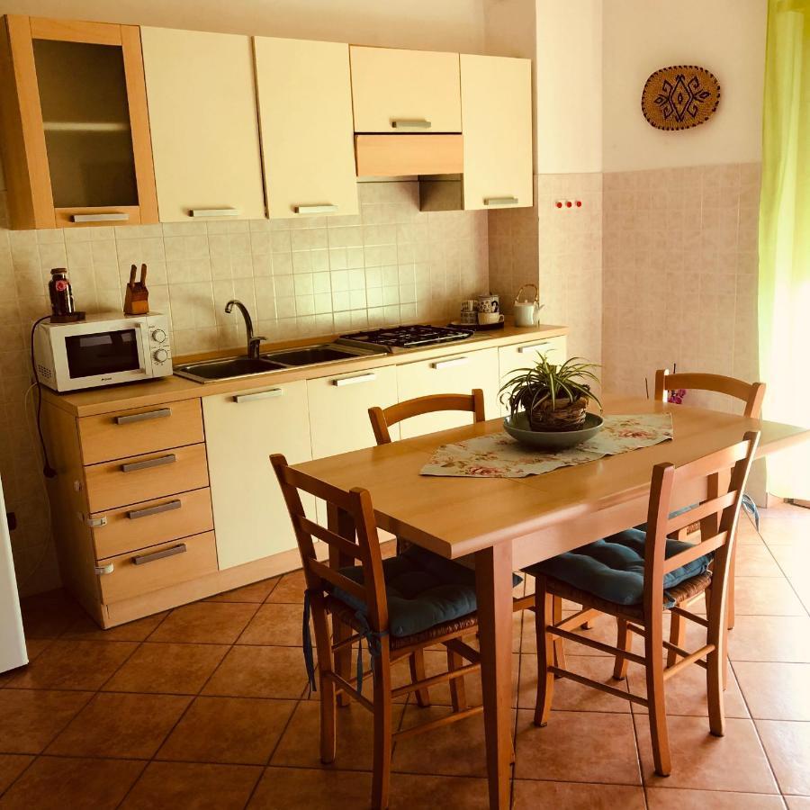 Appartamento In Centro Tortolì Exteriör bild